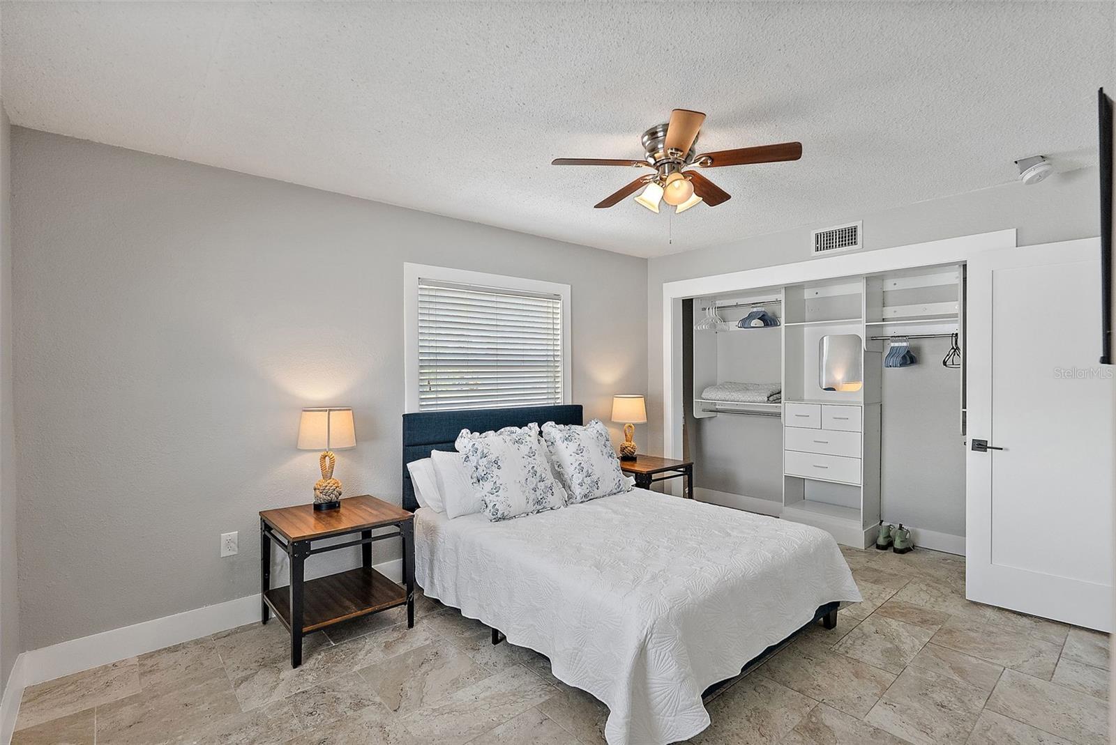 Image 5 of 14 For 10132 4th Street E