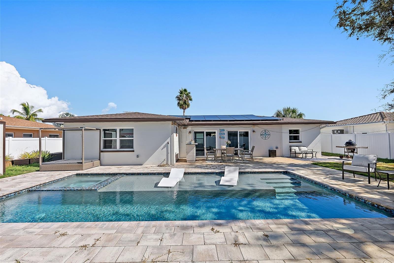 Image 8 of 14 For 10132 4th Street E