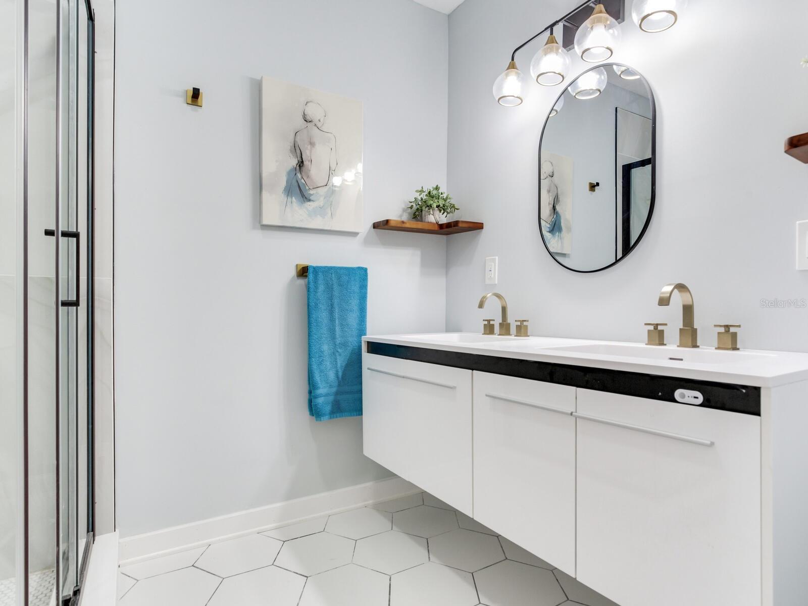 Image 21 of 42 For 4688 8th Avenue N