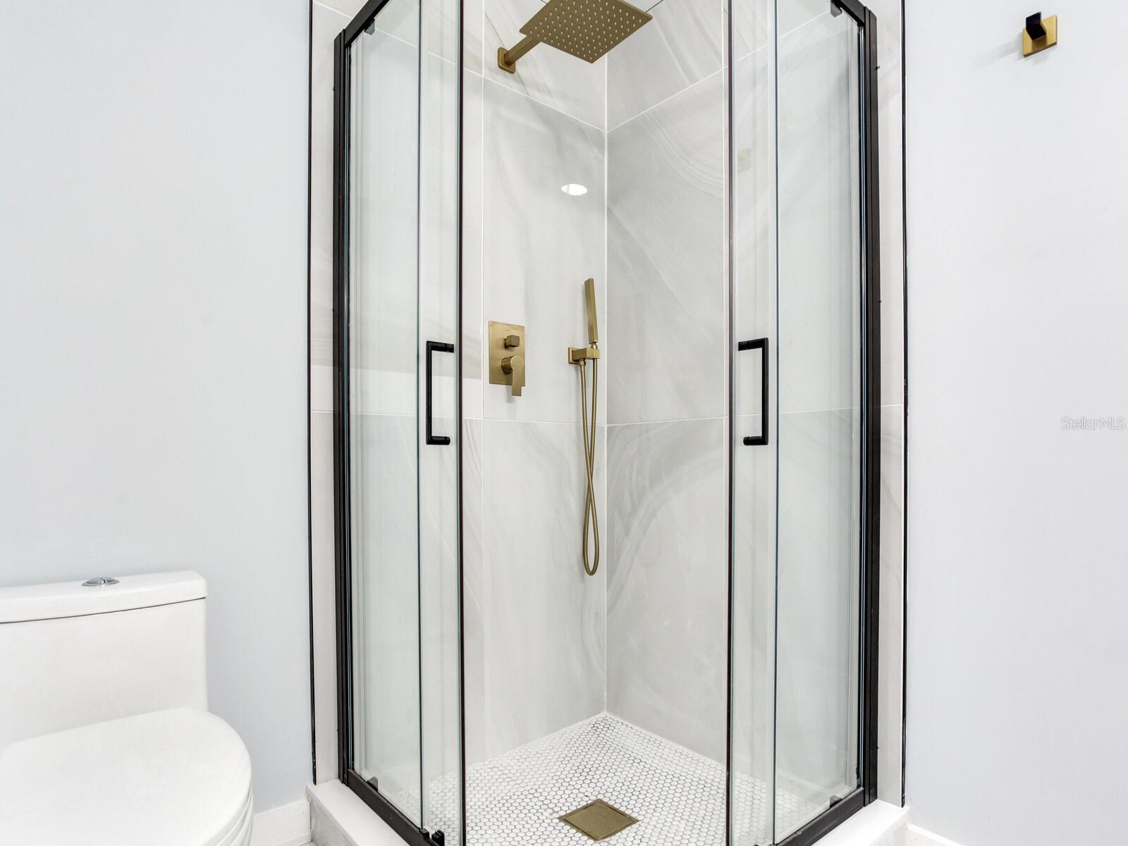 Image 22 of 42 For 4688 8th Avenue N