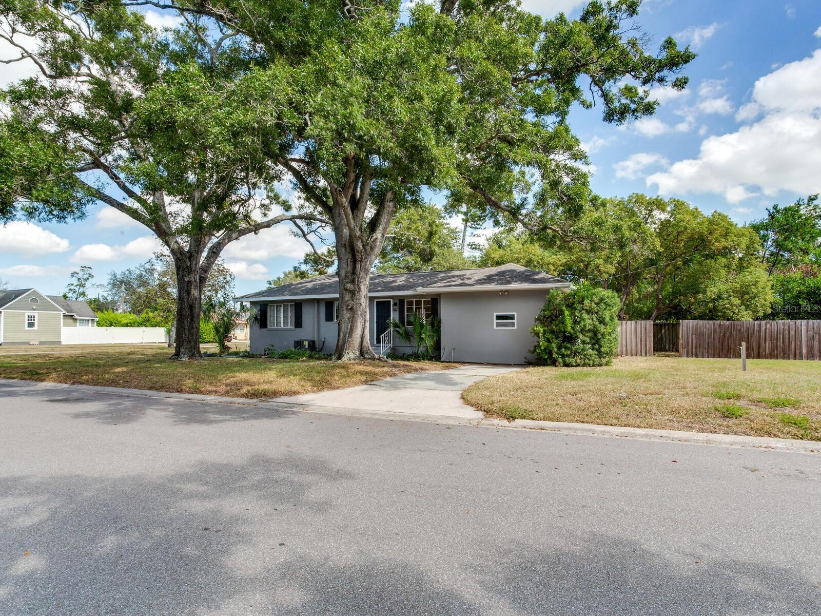 Image 32 of 42 For 4688 8th Avenue N