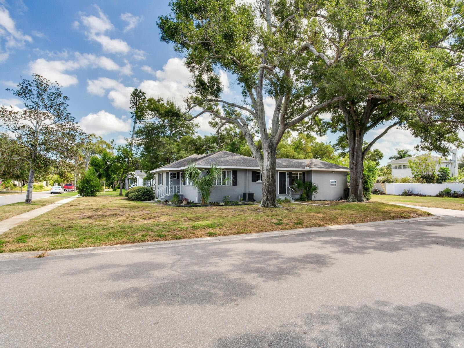 Image 41 of 42 For 4688 8th Avenue N