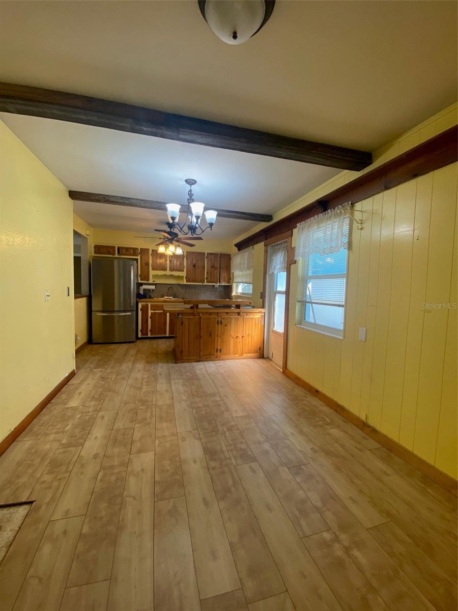 Image 31 of 46 For 695 41st Street N