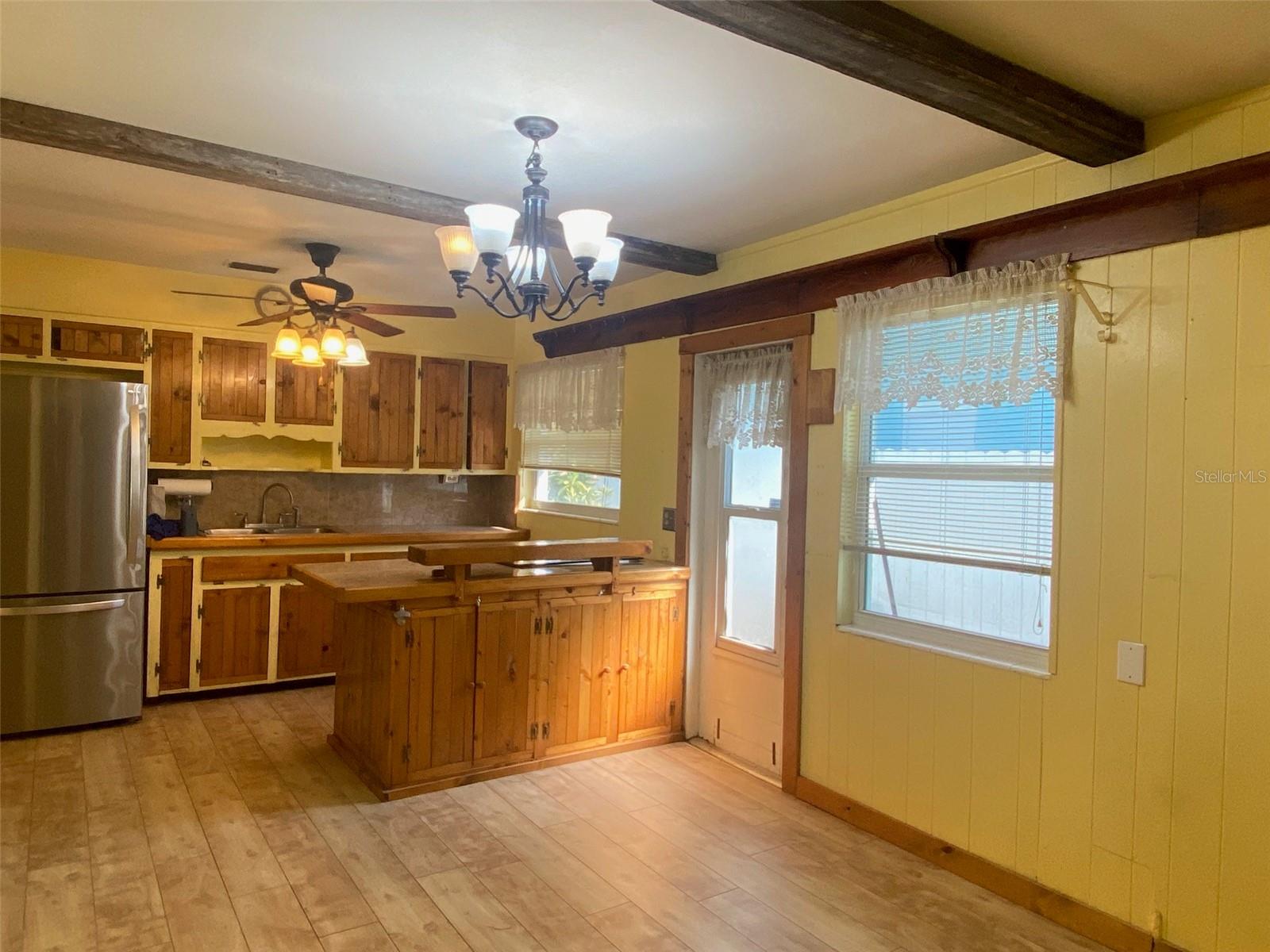 Image 32 of 46 For 695 41st Street N