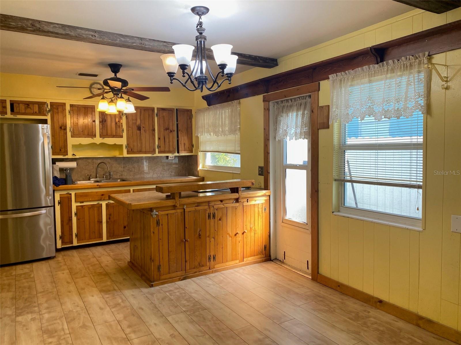 Image 36 of 46 For 695 41st Street N