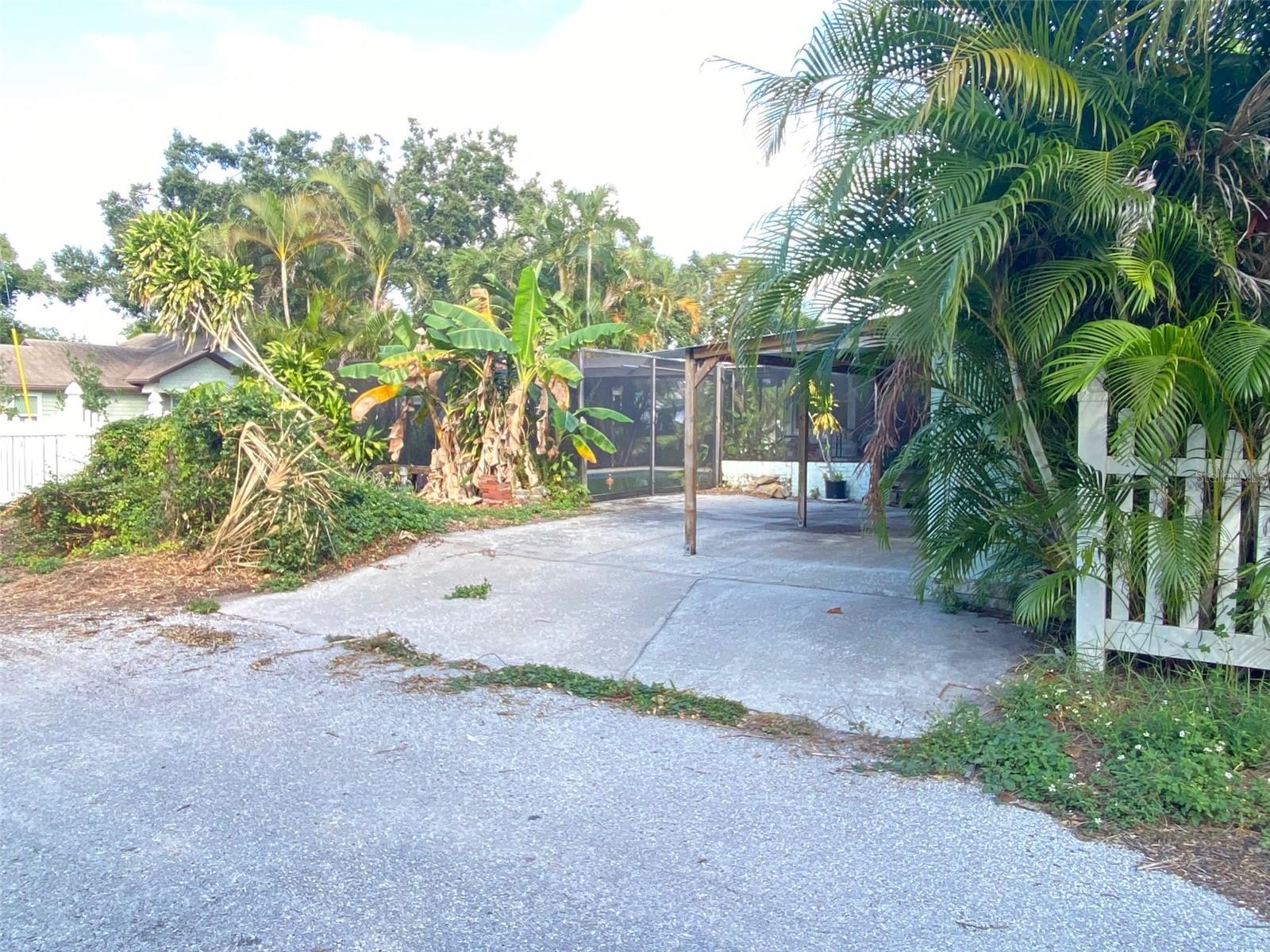 Image 9 of 46 For 695 41st Street N