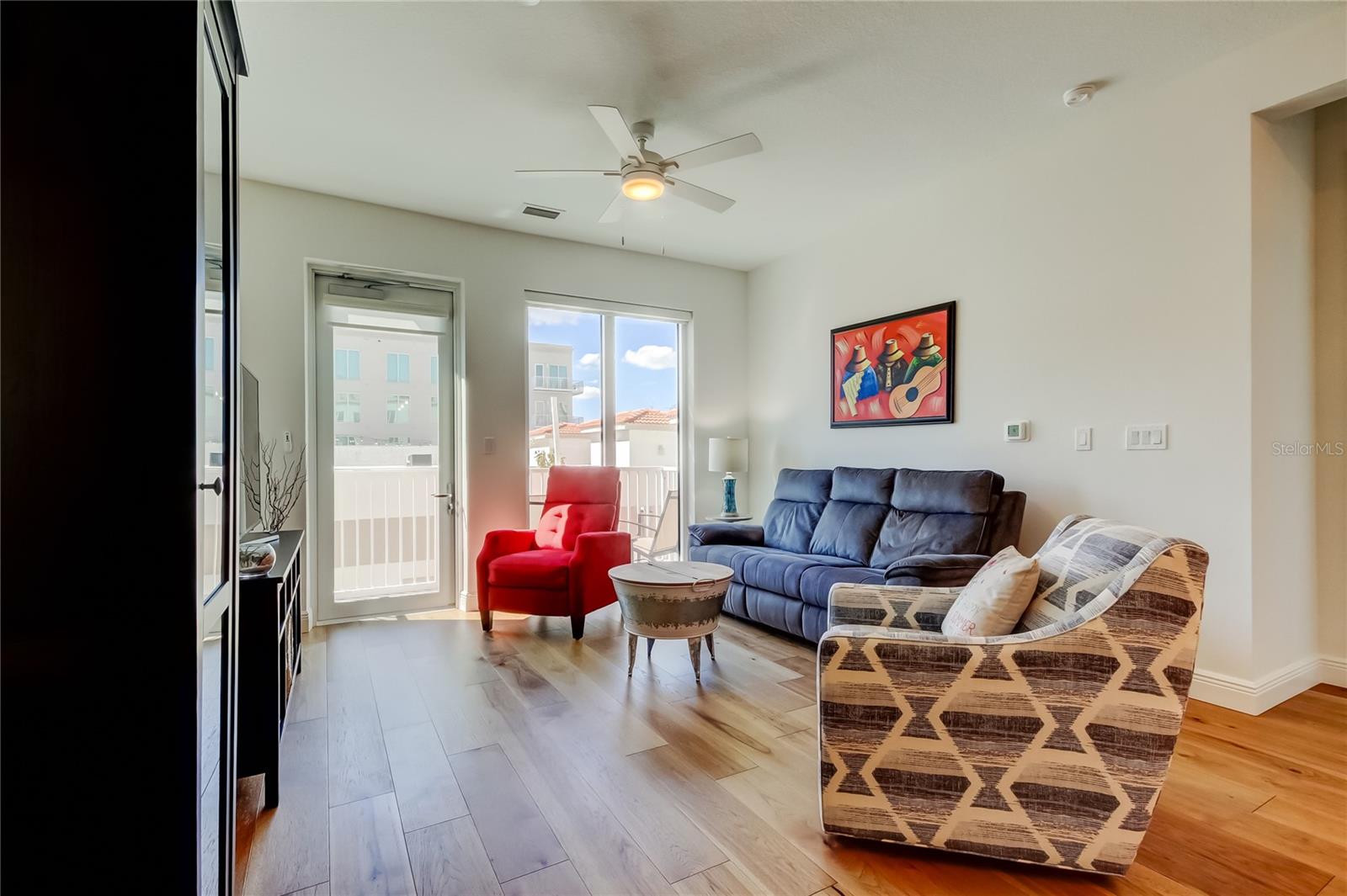 Image 13 of 45 For 600 3rd Avenue S 302