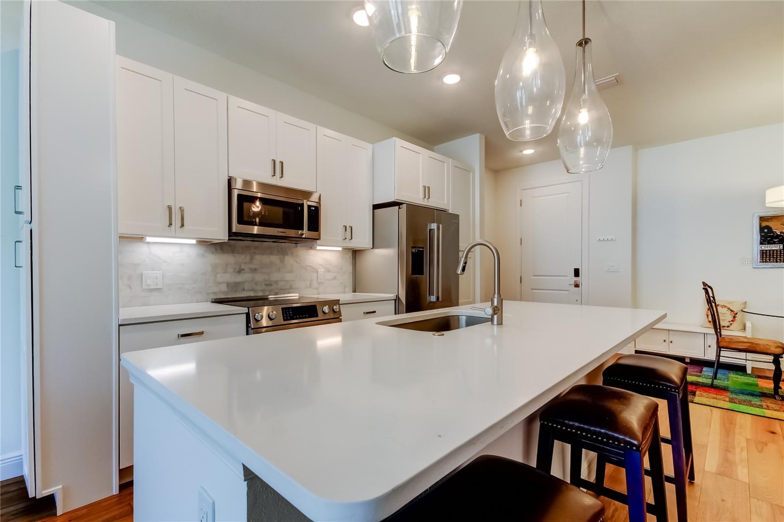 Image 9 of 45 For 600 3rd Avenue S 302