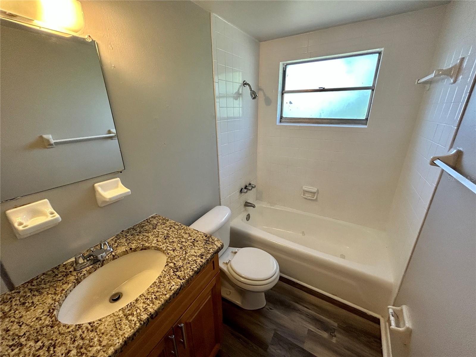 Image 10 of 13 For 1016 Seneca Avenue A