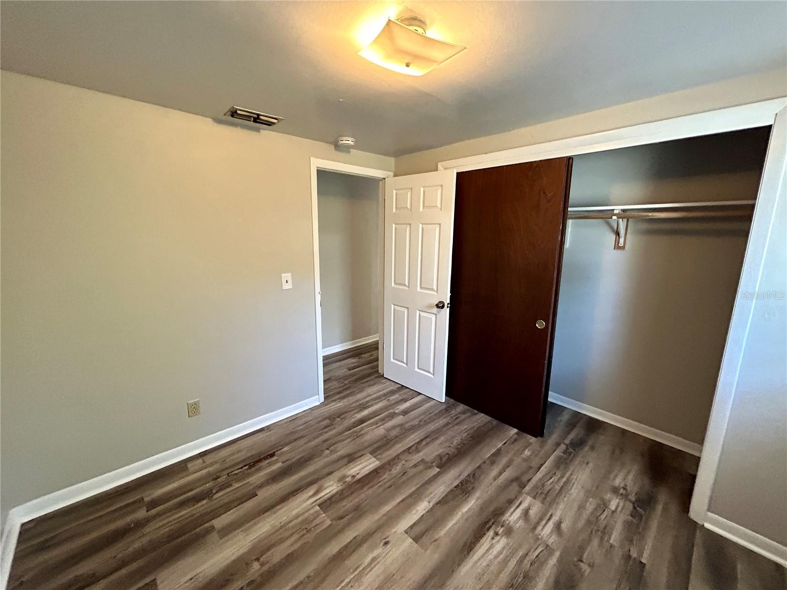 Image 8 of 13 For 1016 Seneca Avenue A