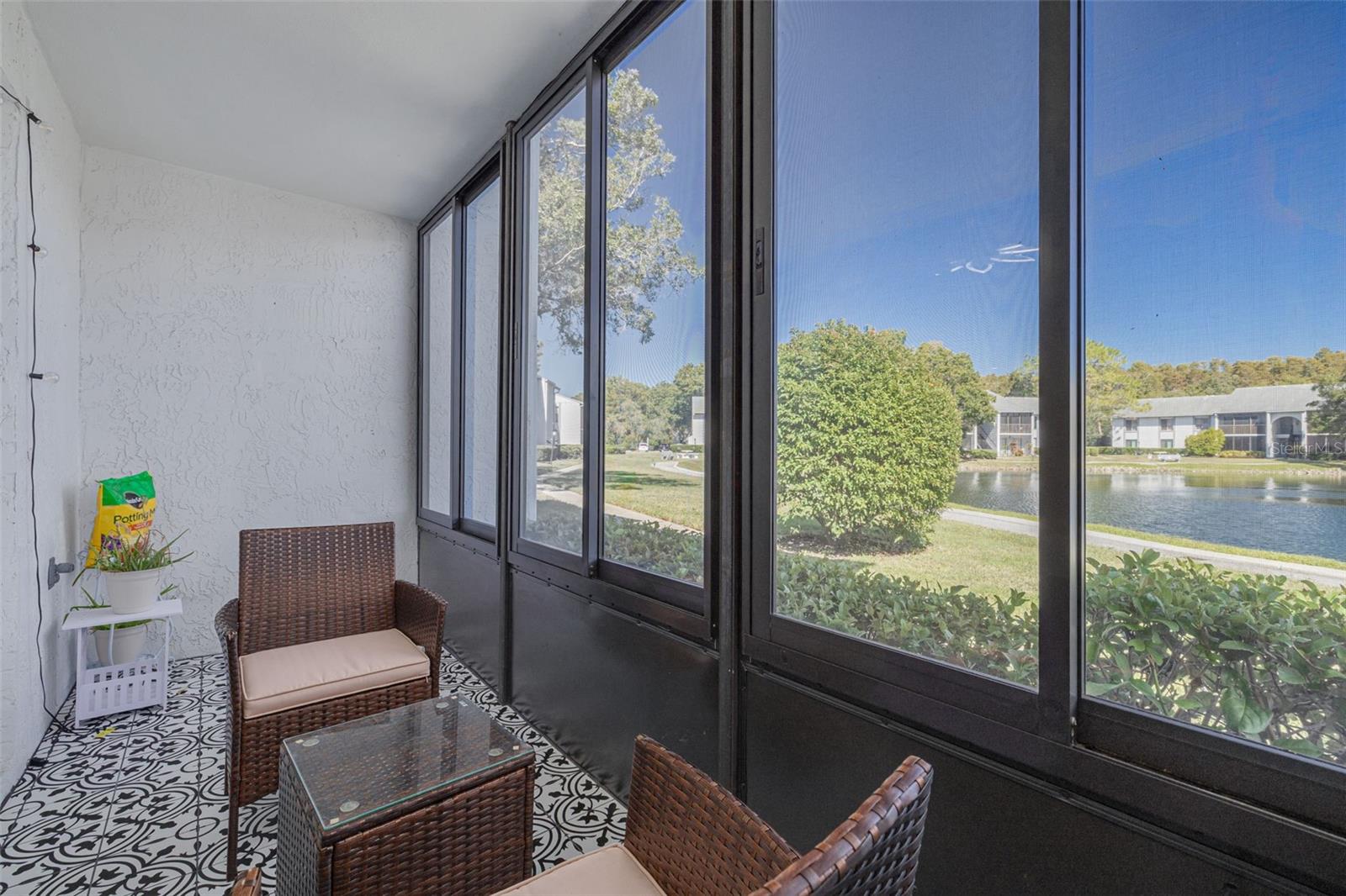 Image 13 of 31 For 1143 Pine Ridge Circle W C1