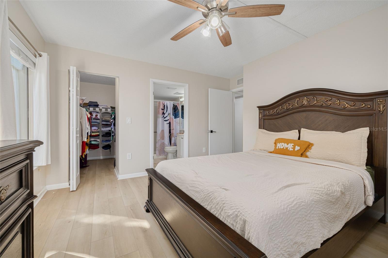 Image 14 of 31 For 1143 Pine Ridge Circle W C1