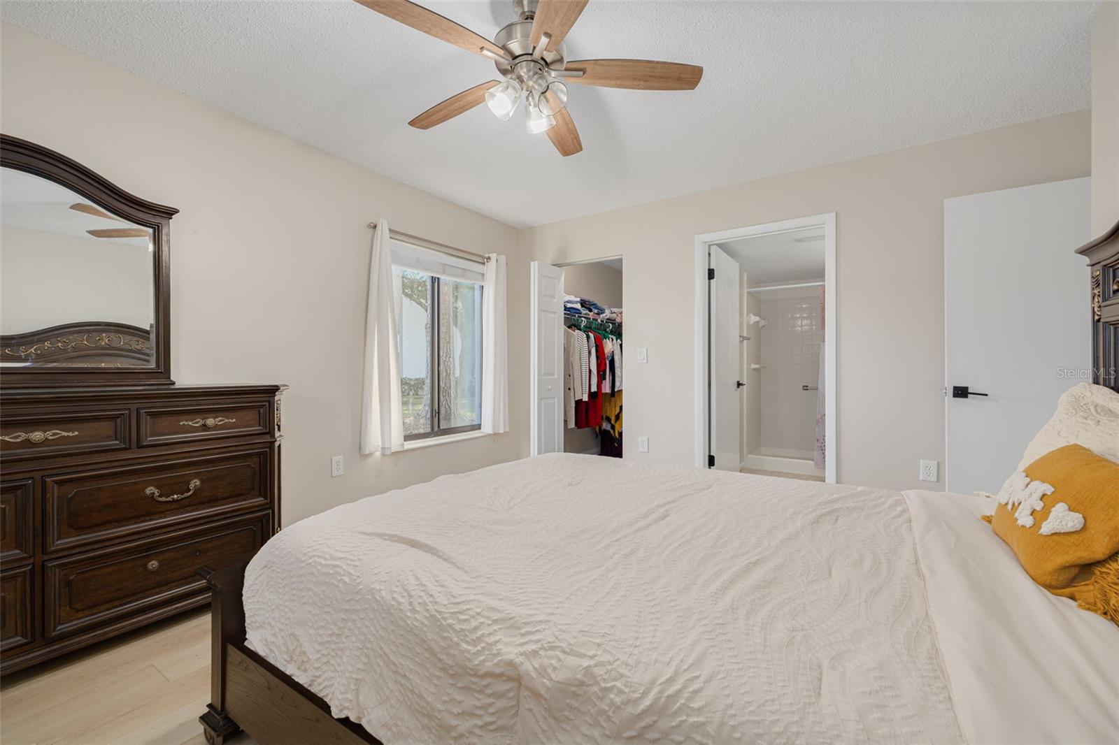 Image 15 of 31 For 1143 Pine Ridge Circle W C1