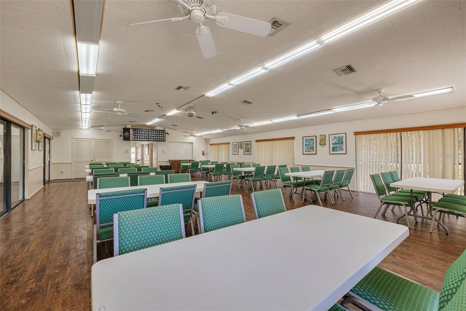 Image 24 of 31 For 1143 Pine Ridge Circle W C1