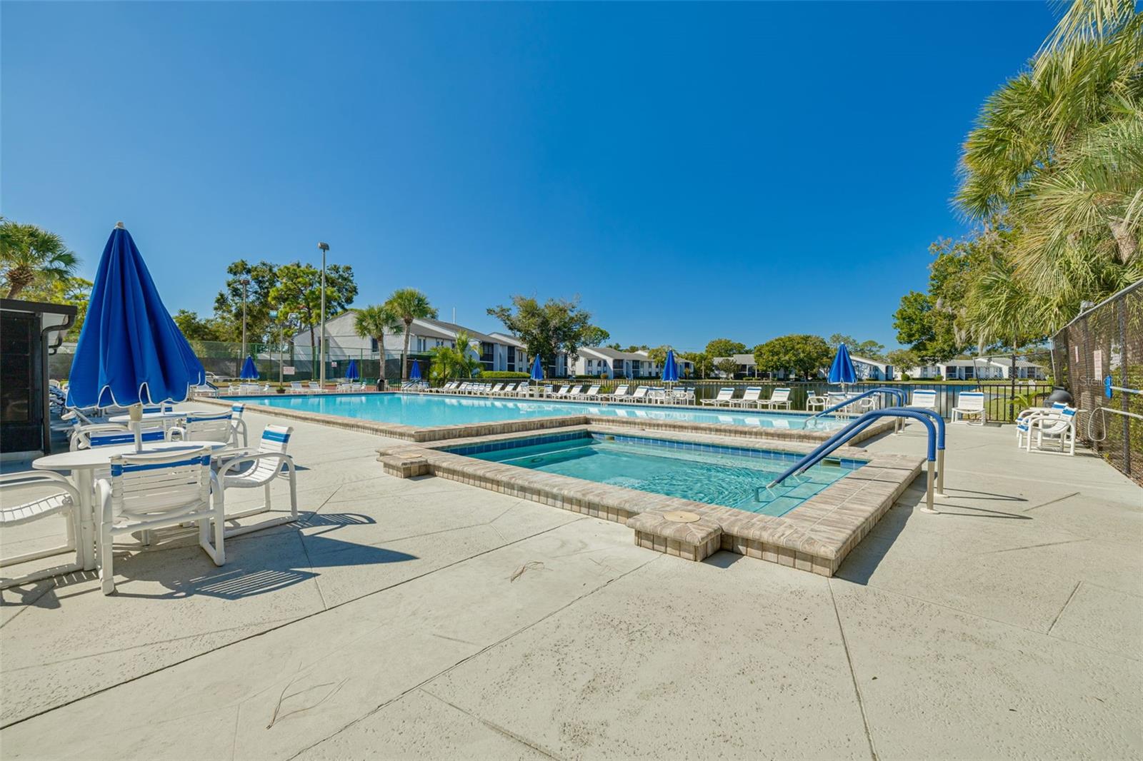 Image 28 of 31 For 1143 Pine Ridge Circle W C1