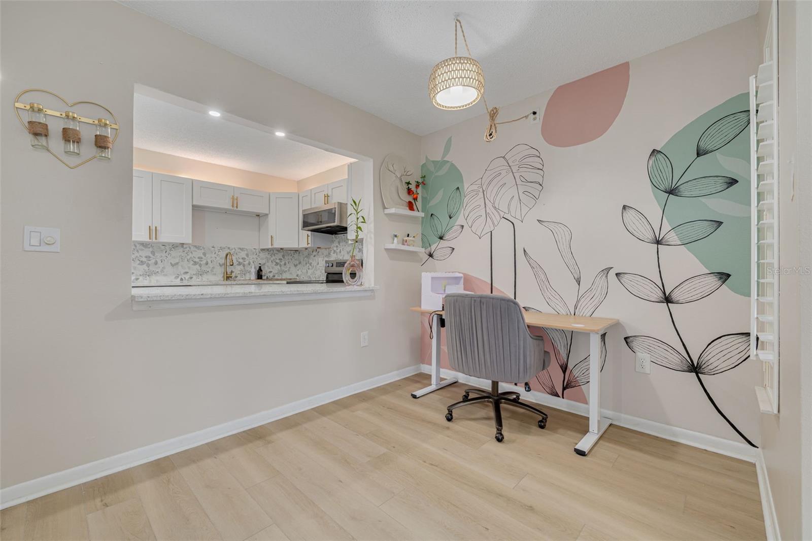 Image 6 of 31 For 1143 Pine Ridge Circle W C1