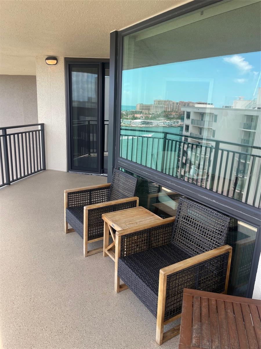 Image 12 of 27 For 690 Island Way 1112