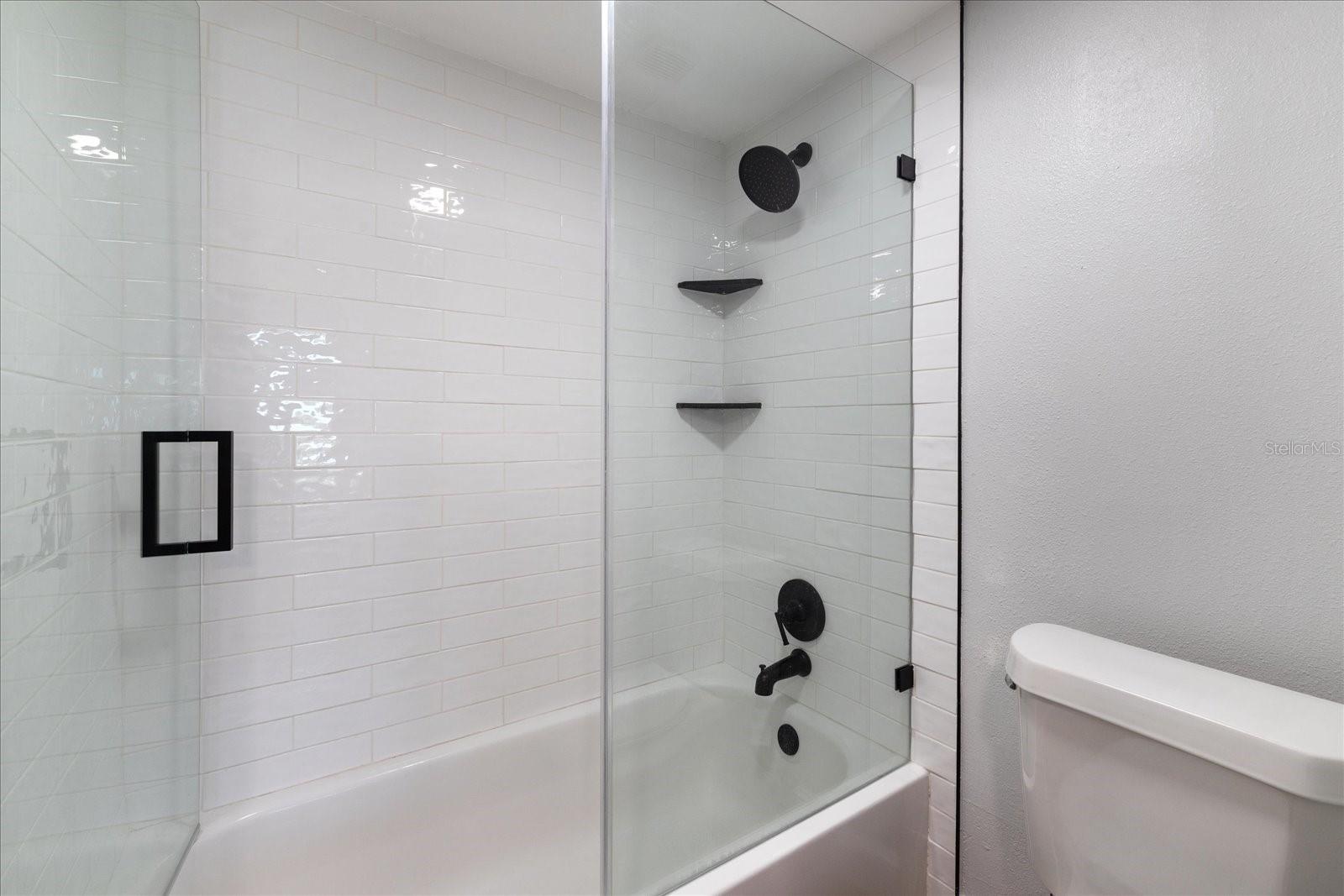 Image 30 of 36 For 1324 Pasadena Avenue S 204