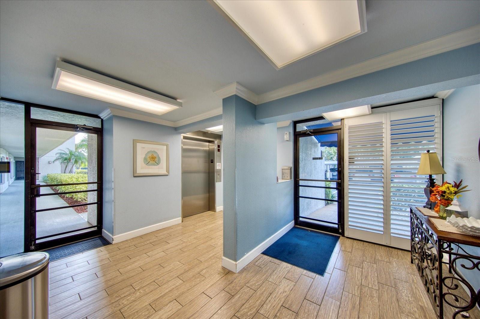 Image 4 of 36 For 1324 Pasadena Avenue S 204