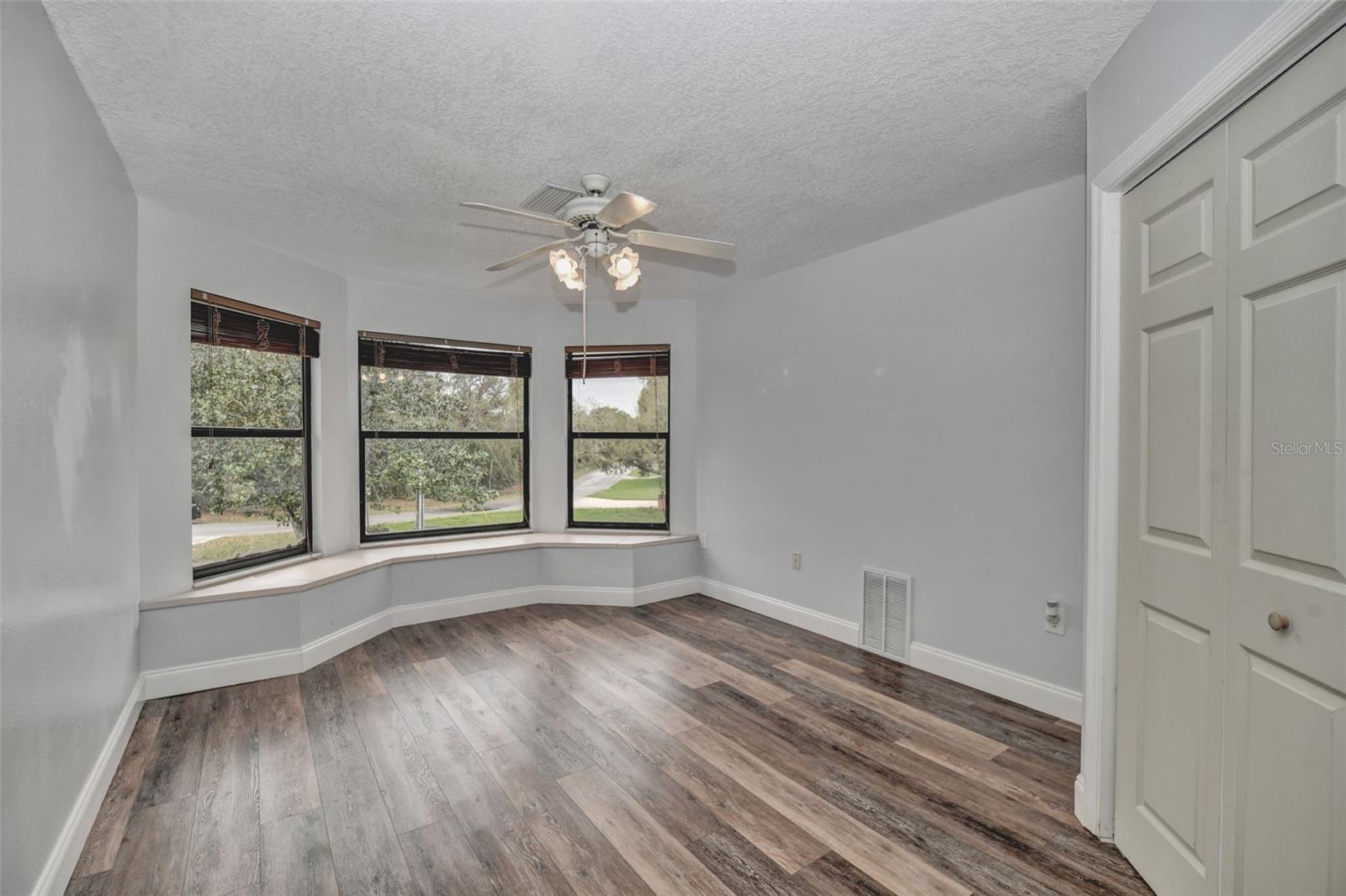 Image 19 of 36 For 7505 Jomel Drive