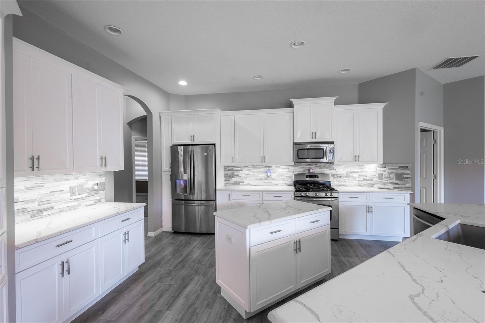 Image 11 of 55 For 16224 Ivy Lake Drive