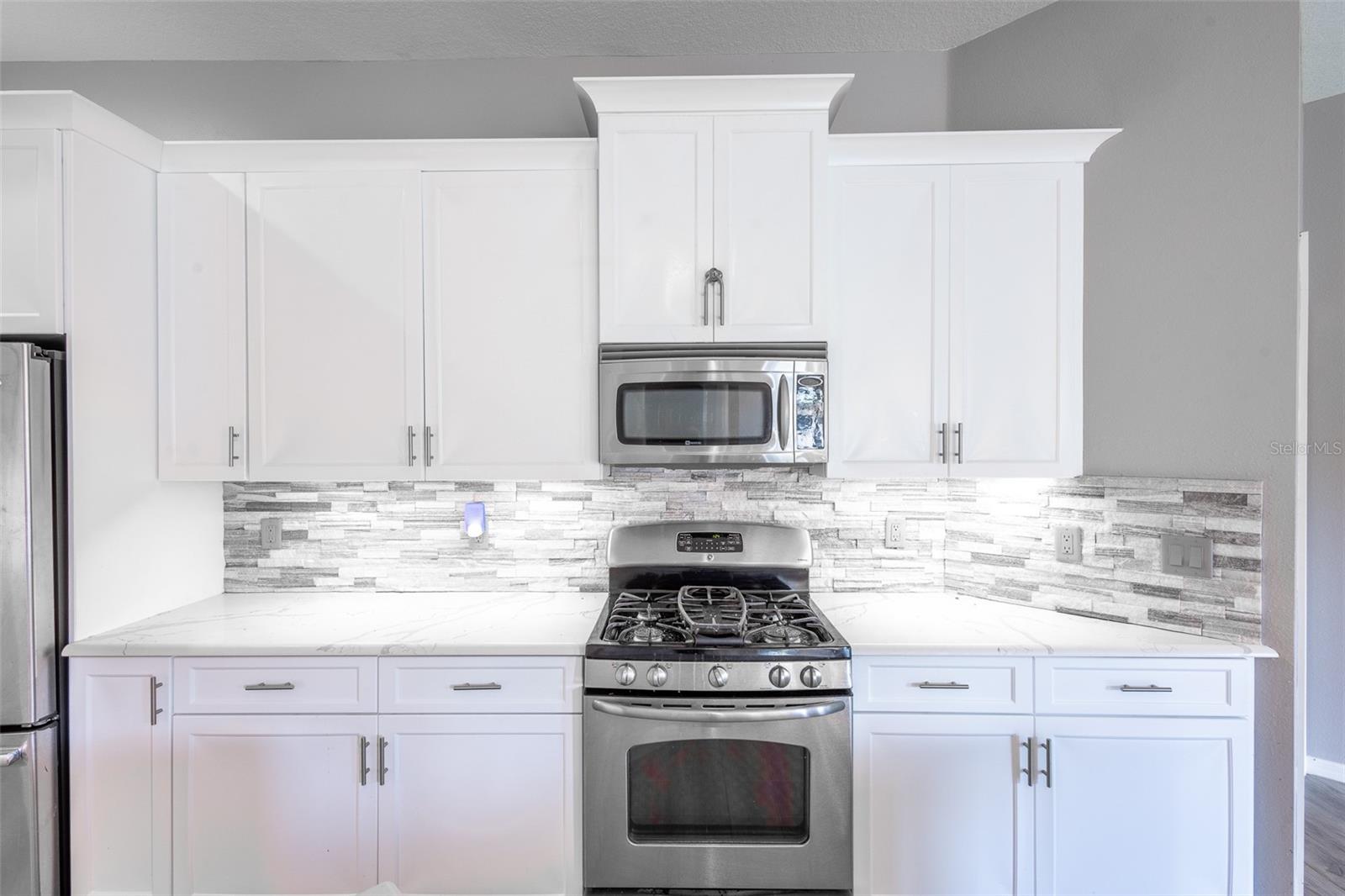 Image 14 of 55 For 16224 Ivy Lake Drive