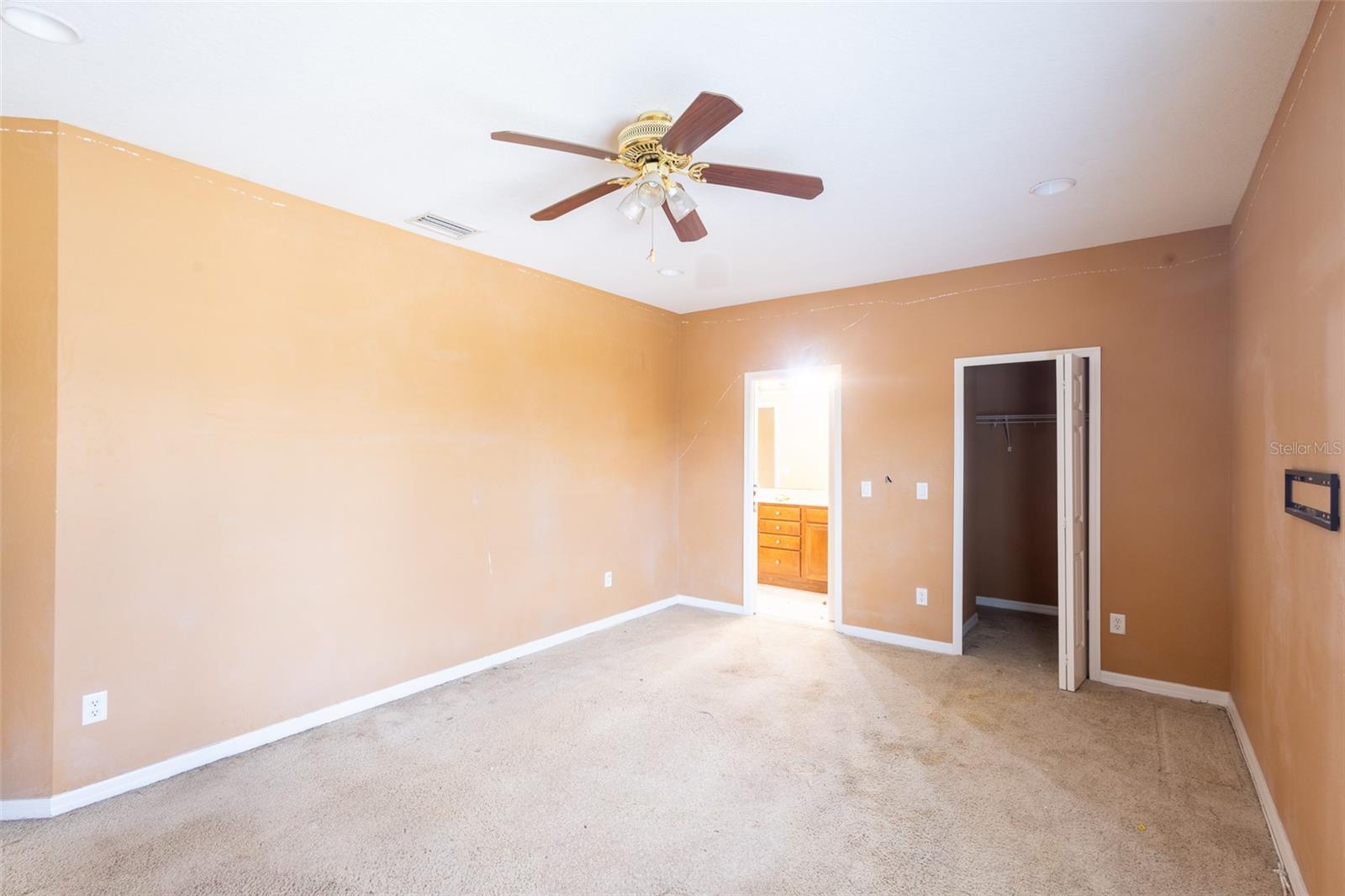 Image 42 of 55 For 16224 Ivy Lake Drive