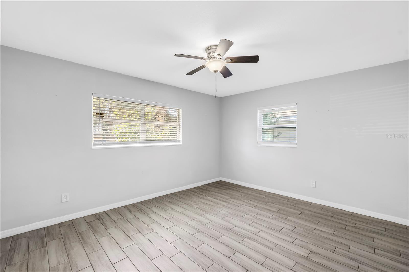 Image 17 of 37 For 3277 49th Avenue N