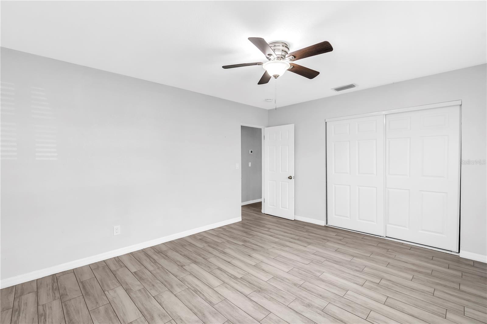 Image 18 of 37 For 3277 49th Avenue N