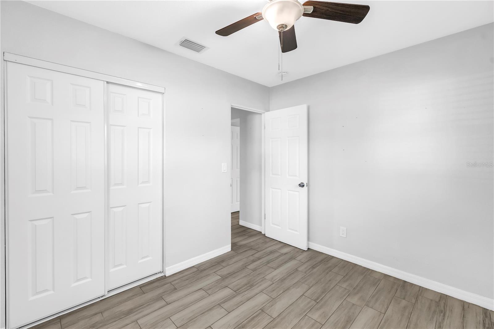 Image 21 of 37 For 3277 49th Avenue N