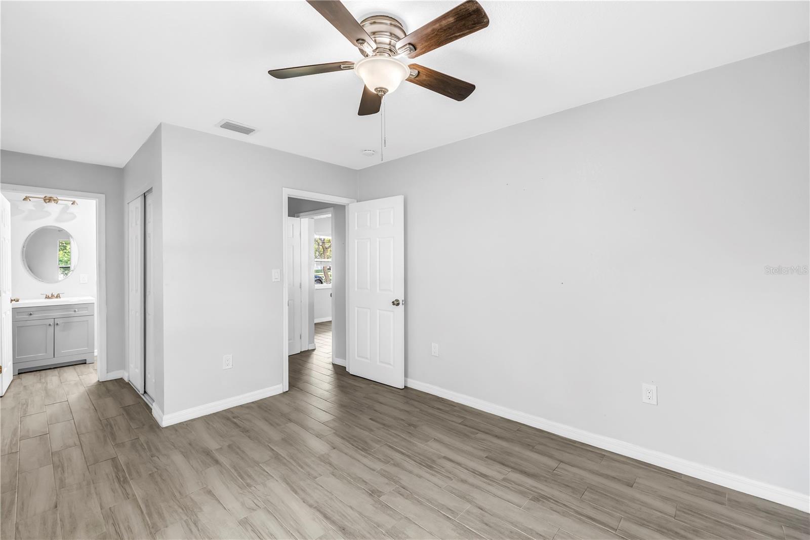 Image 23 of 37 For 3277 49th Avenue N