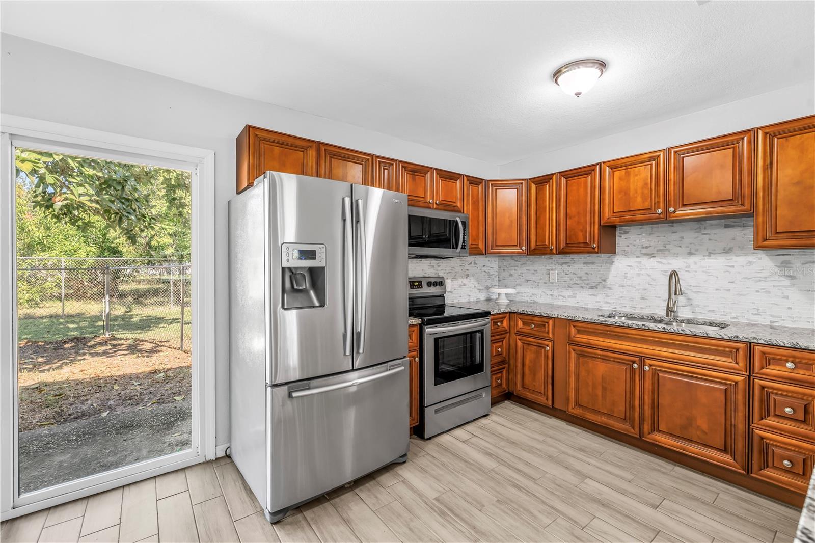 Image 5 of 37 For 3277 49th Avenue N