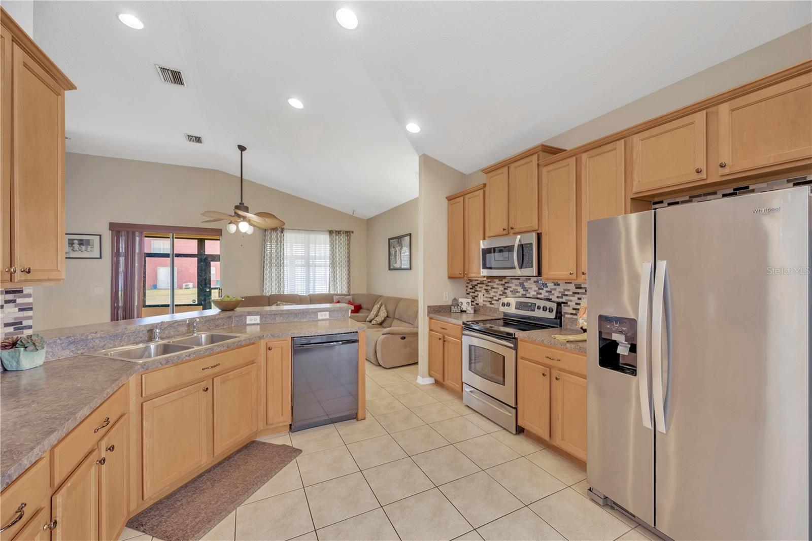 Image 11 of 37 For 12834 Hampton Hill Drive