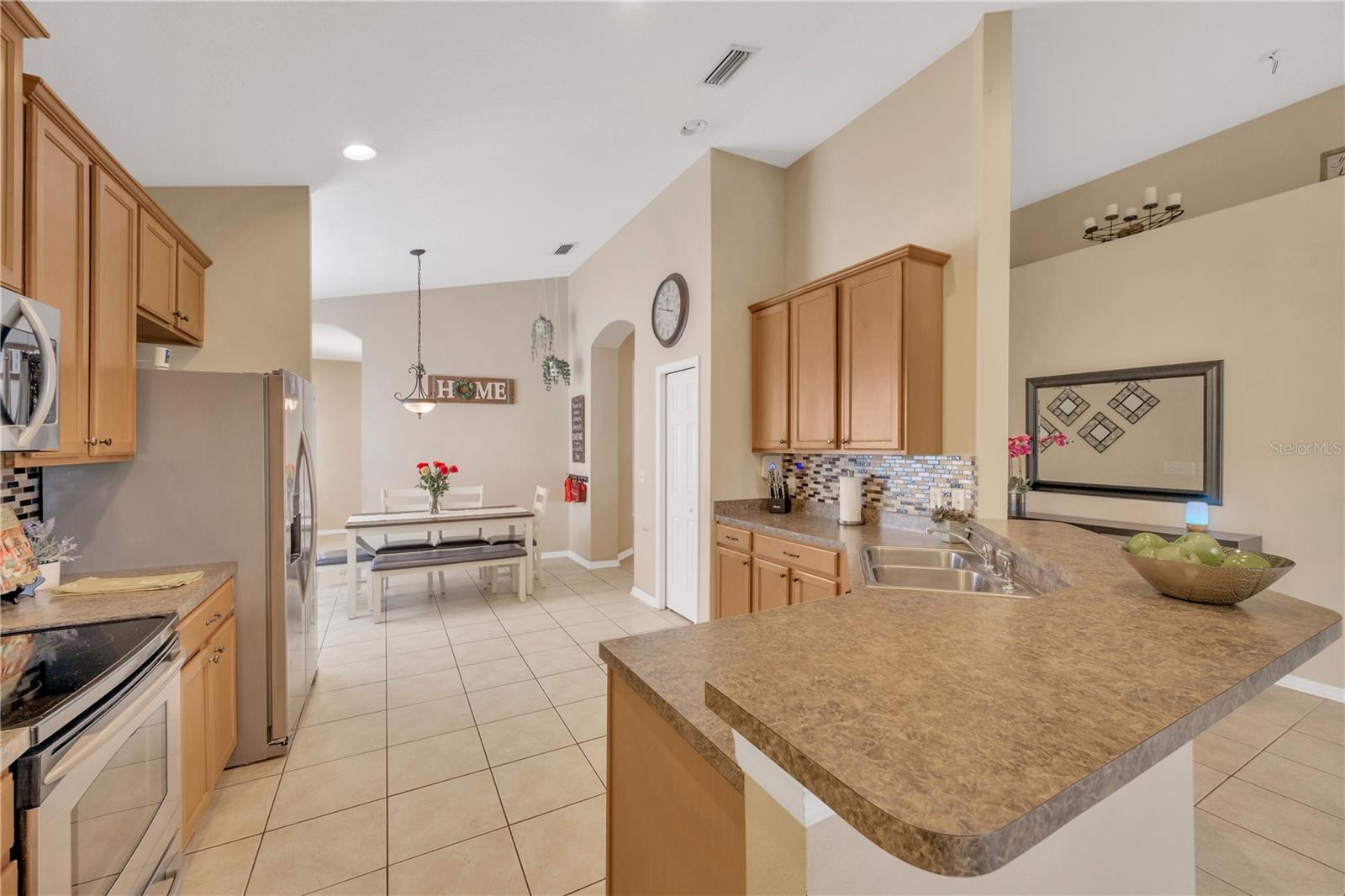 Image 13 of 37 For 12834 Hampton Hill Drive
