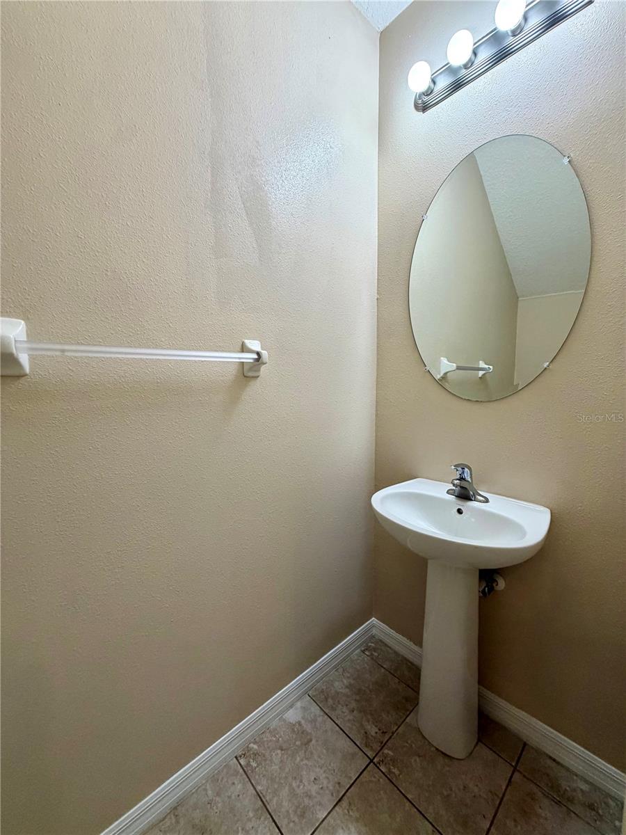 Image 5 of 18 For 7020 Woodchase Glen Drive