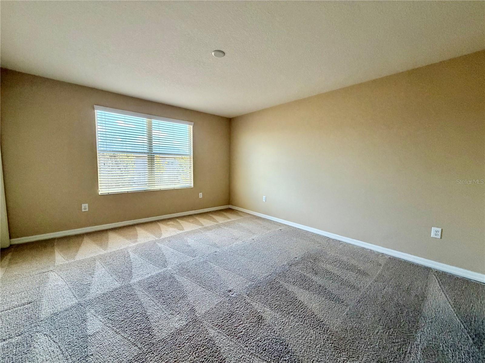 Image 6 of 18 For 7020 Woodchase Glen Drive