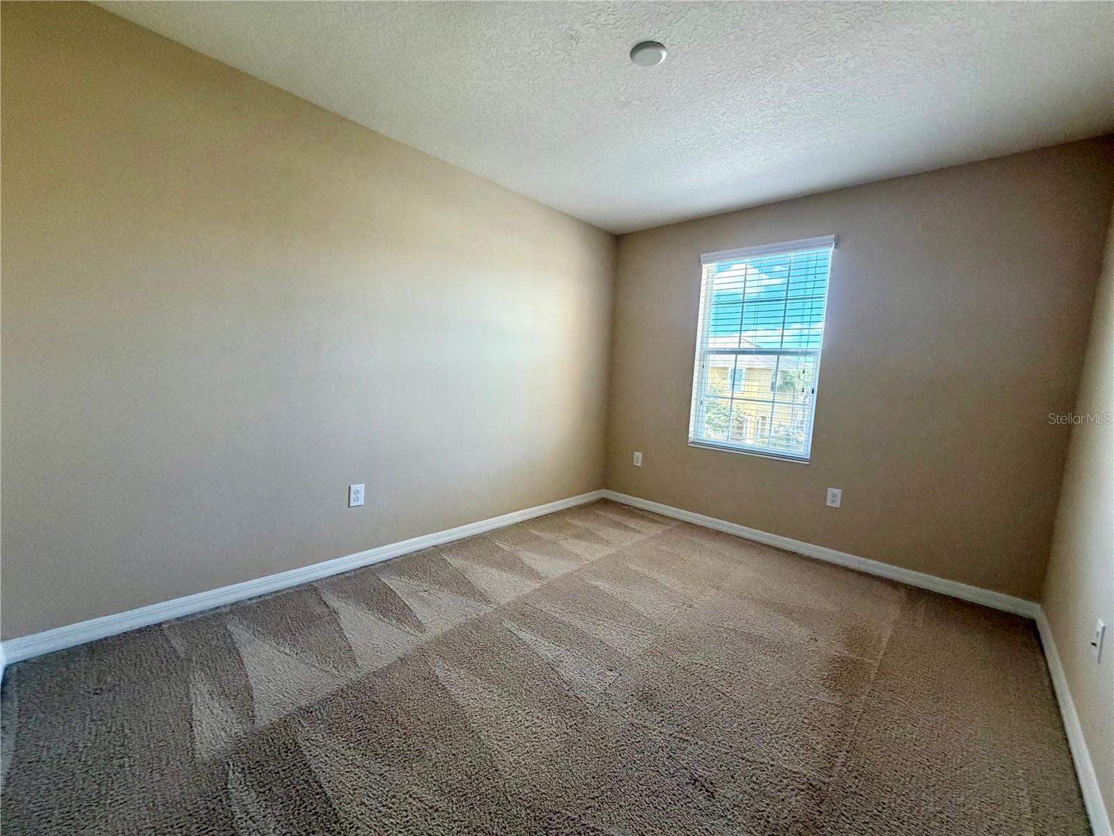 Image 9 of 18 For 7020 Woodchase Glen Drive