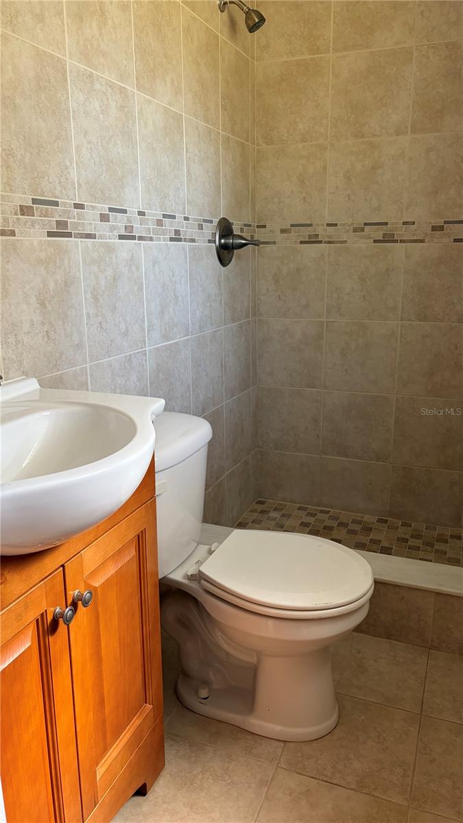 Image 24 of 52 For 10690 100th Lane