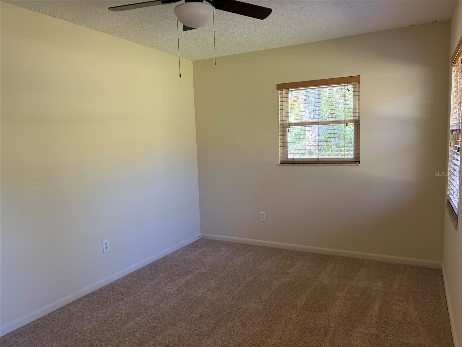 Image 26 of 52 For 10690 100th Lane