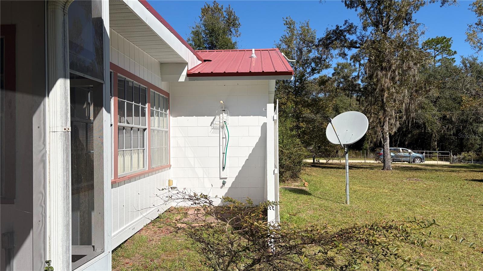 Image 37 of 52 For 10690 100th Lane