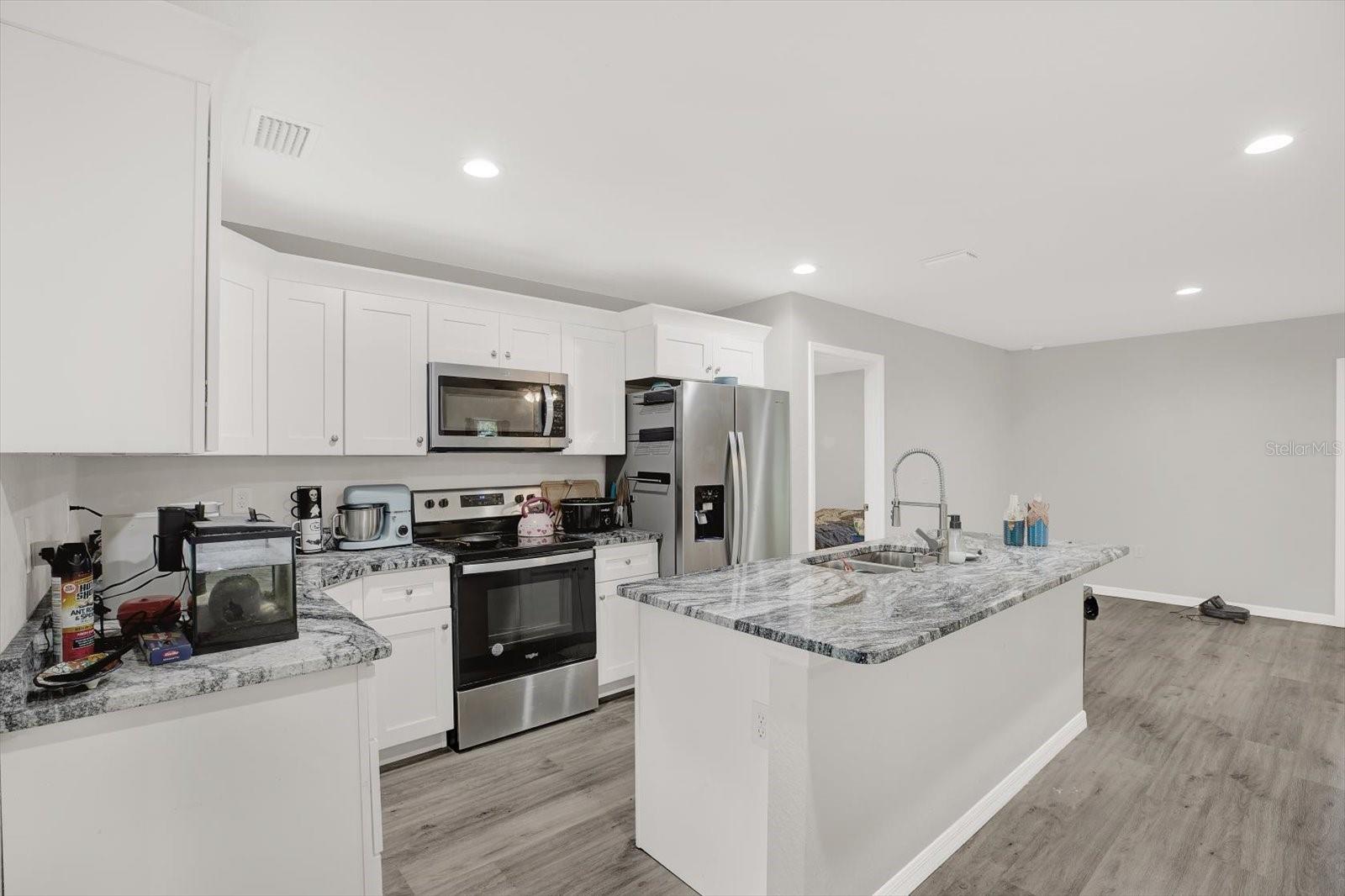 Image 10 of 24 For 801 Osceola Avenue