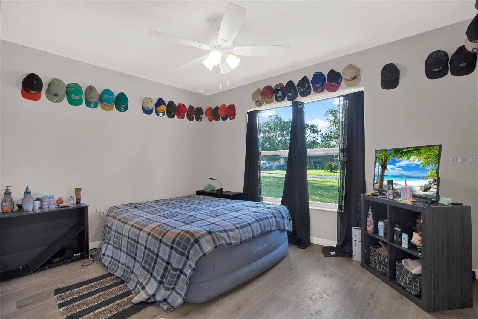 Image 3 of 24 For 801 Osceola Avenue