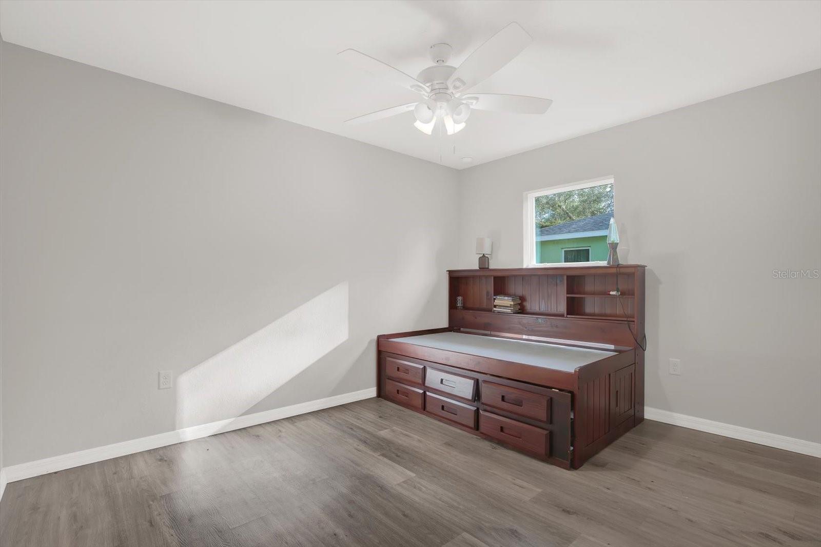 Image 4 of 24 For 801 Osceola Avenue