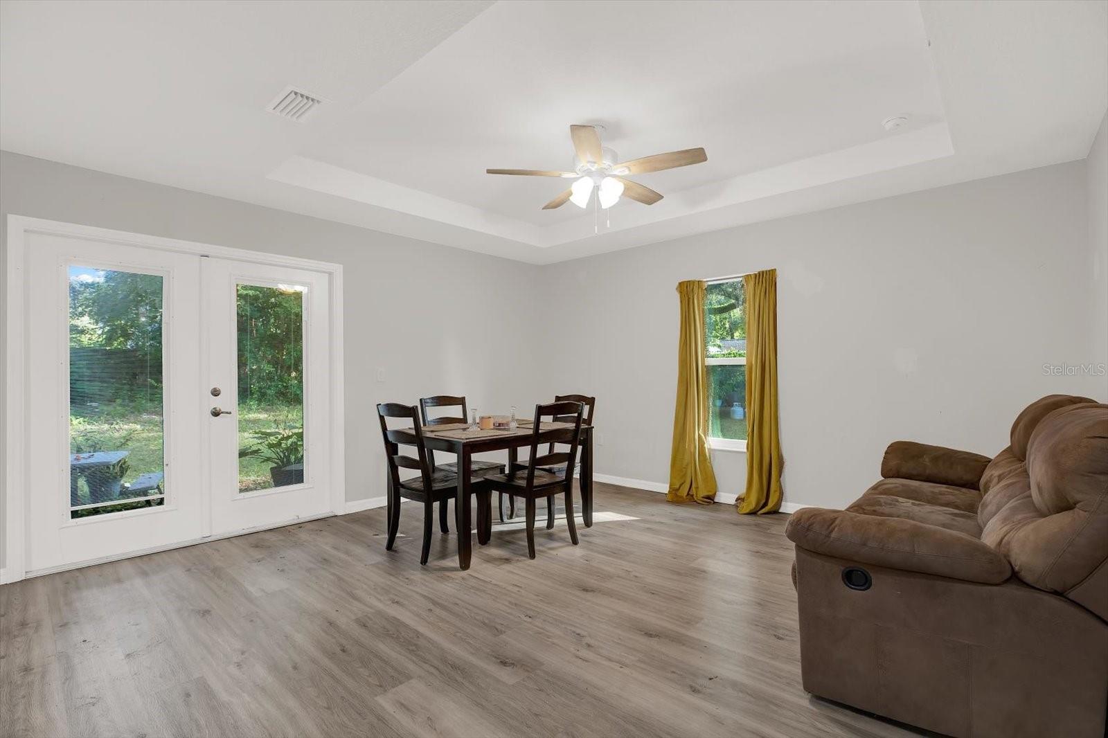 Image 6 of 24 For 801 Osceola Avenue