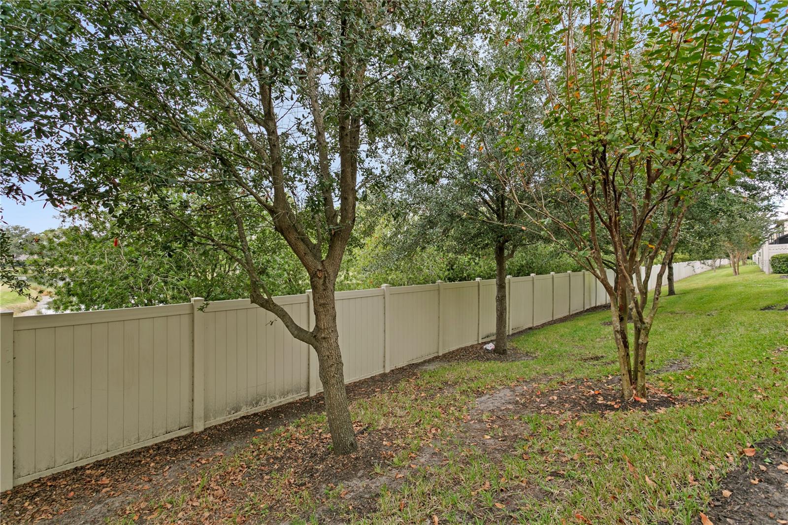 Image 28 of 36 For 11506 Crowned Sparrow Lane