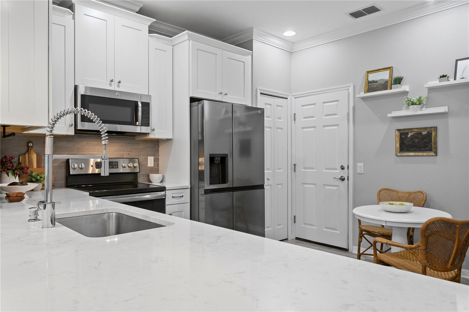 Image 9 of 36 For 11506 Crowned Sparrow Lane