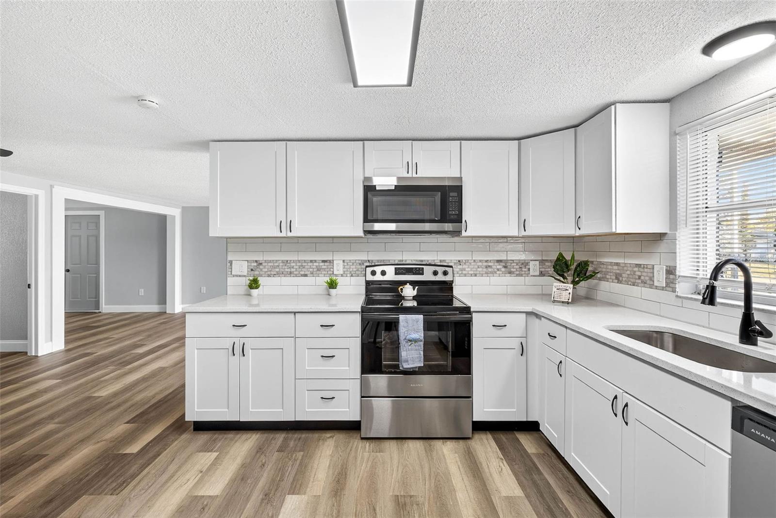 Image 8 of 19 For 7835 Birchwood Drive