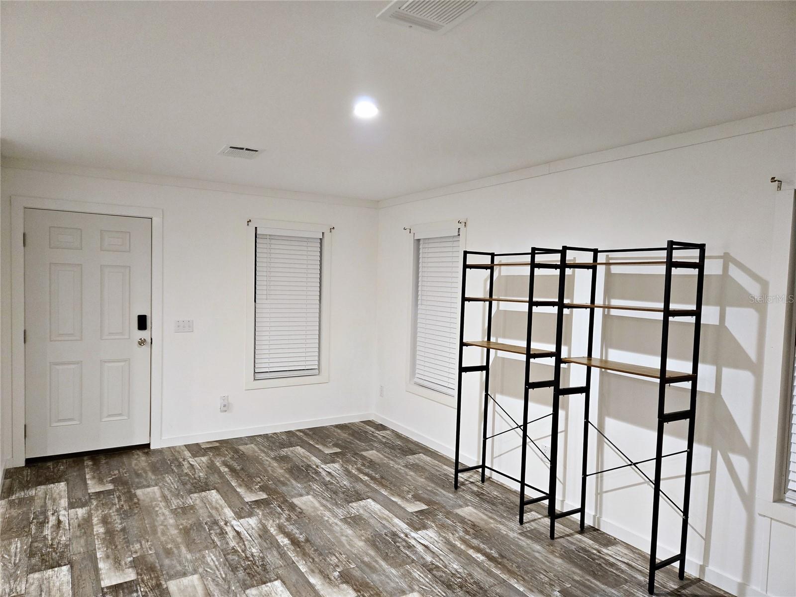 Image 11 of 29 For 5131 Jo Street