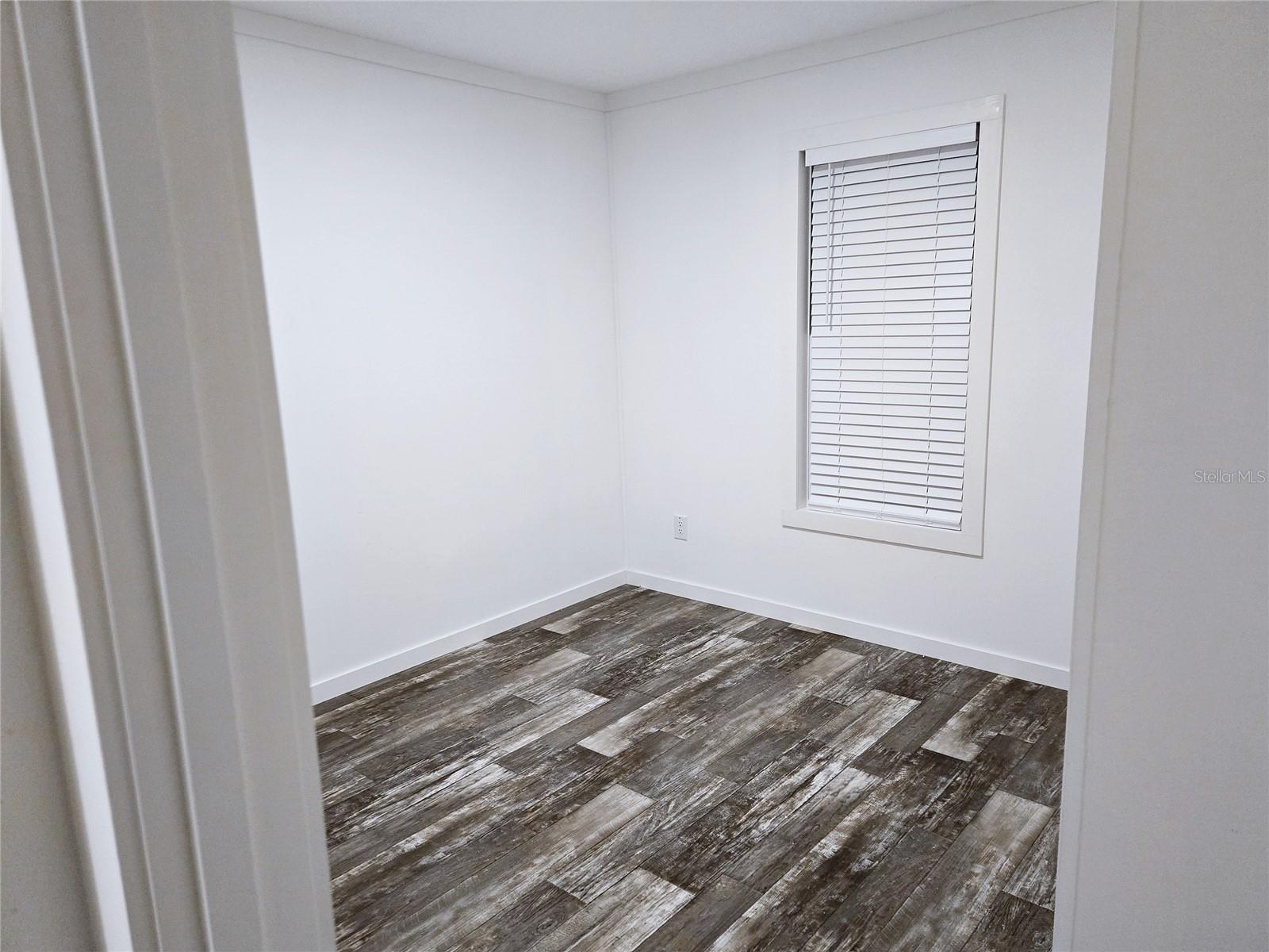 Image 21 of 29 For 5131 Jo Street
