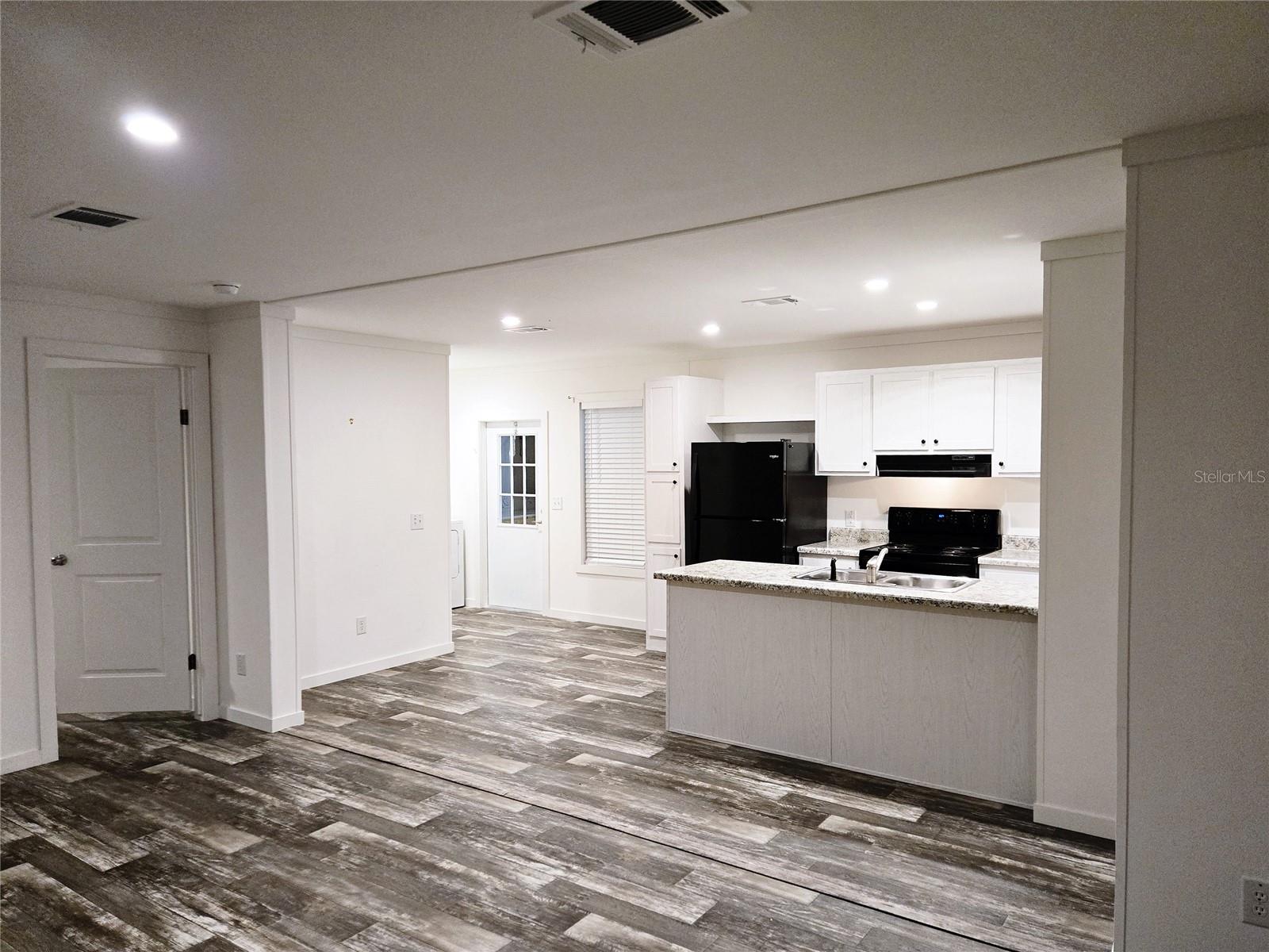 Image 7 of 29 For 5131 Jo Street